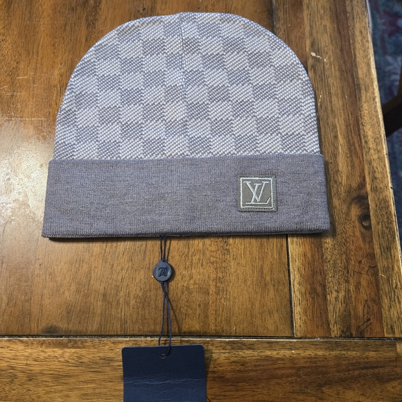 Louis Vuitton Gray Checkered Beanie - Picture 1 of 5